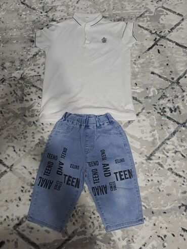 стильная джинсовая одежда: Продам батник и шорты на лето комплект