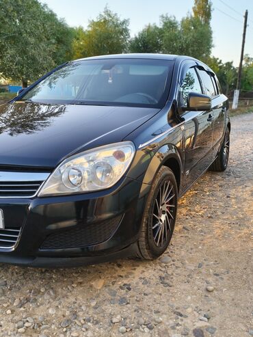 Opel: Opel Astra: 1.3 l | 2008 il 252000 km Hetçbek