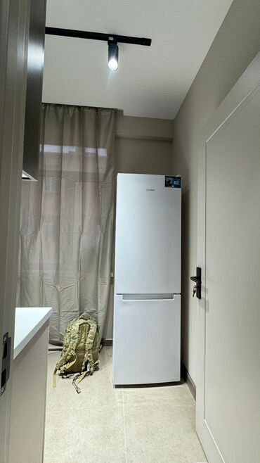 Mənzil kirayələyirəm: 2 otaqlı, 63 kv. m — 7