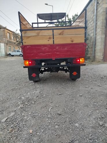 Motosikletlər: Fermer təsərrüfatlarında, bağlarda və ya kiçik biznesdə yük daşınması — 3