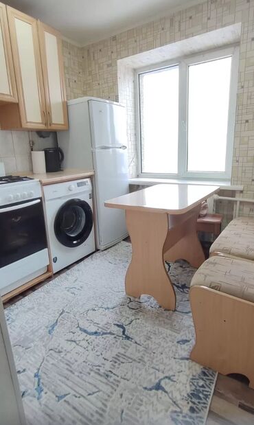 Долгосрочная аренда квартир: 1 комната, 36 м², 104 серия, 5 этаж, Евроремонт