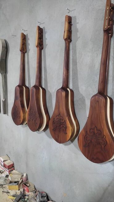 Комузы: “Баткендин Оругунан — Именной Комуздар 30 Жылдык Мурас Менен!” Чыныгы — 2