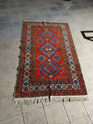 qedim kilim: Xalça