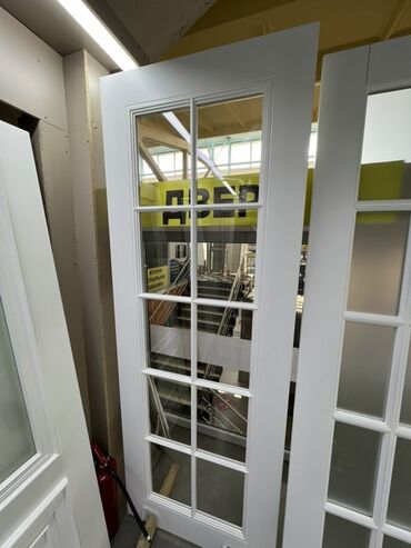 меж комнаты двери: Doors with glass