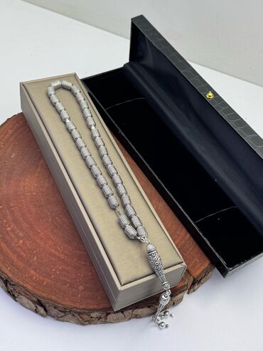 Təsbehlər: Gumuş tesbehler. 925 prob. Yenidir.qiymetler ferqlidir. Cekiye gore — 10