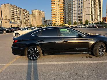 авто базар: Hyundai Sonata – biznes sinfi sedan Xüsusiyyətlər və təchizat: - Qara — 6