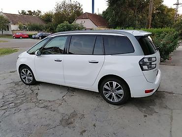 prednja kamera za auto: Citroën Grand C4 Picasso – 7 sedišta, porodični MPV, registrovan — 8