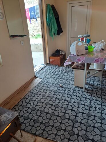 Həyət evləri və villaların satışı: Balaxanı qəs. 7 otaqlı, 150 kv. m, Kredit yoxdur, Orta təmir — 8