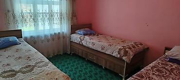 quba heyet evi: Quba rayonu 1ci Nigedi kendinde 3otaqli seliqeli ev gunluk kiraye — 5