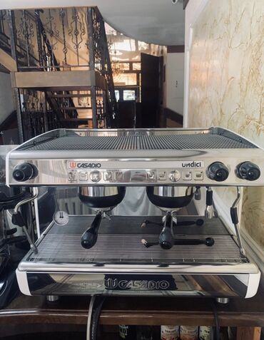 автоматические кофеварки delonghi: Кофе кайнаткыч, кофе машина, Колдонулган, Акысыз жеткирүү