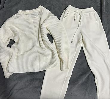 tech fleece: 1 выходпочти в новом состоянии Вязаный костюм из двух предметов — 1