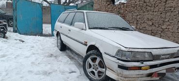 Toyota: Toyota Camry: 1988 г., 1.8 л, Механика, Бензин, Универсал