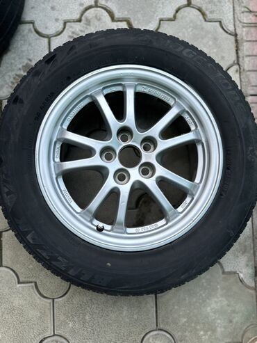 приус диски: Тойота приус 195 65 R15 BRIDGESTONE 
 1 - диск