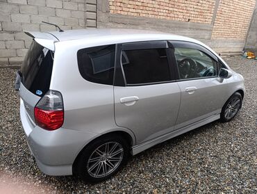 Honda: Honda Fit: 2005 г., 1.3 л, Автомат, Бензин, Хэтчбэк — 6