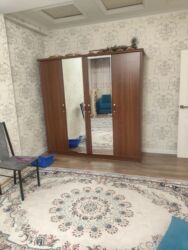 куханный буфет: Уктоочу бөлмө гарнитуру, Колдонулган, Тумба, Трюмо, Эки кишилик керебет, Белоруссия, Жыгач, Өзү алып кетүү, түсү - Күрөң