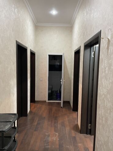 Uzunmüddətli kirayə evlər: 2500 kv. m, 3 otaqlı, Kombi, Qaz, İşıq — 2