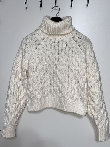 белые кофты: Женский свитер, Высокая горловина, Италия, Средняя модель