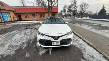 Toyota: Toyota Camry: 2018 г., 2.5 л, Автомат, Бензин, Хэтчбэк