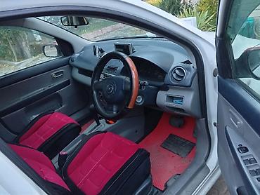 Mazda Demio: 2004 г., 1.3 л, Автомат, Бензин, Хэтчбэк