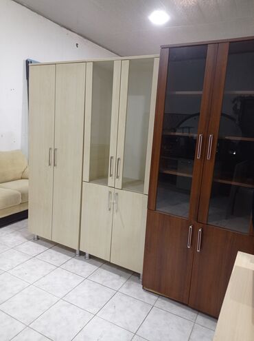6 qapılı dolab: Açılan, 6 qapı Düz dolab, Kitab dolabı