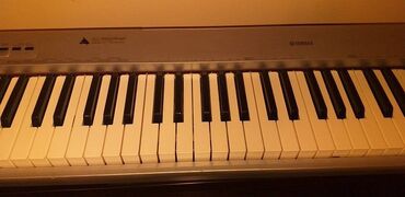 Klaviri i klavijature: Yamaha piaggero NP30 neispravan Prodajem kao neispravno Yamaha — 2