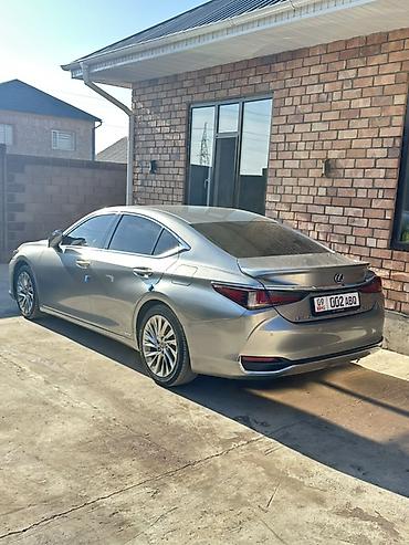 Lexus: Lexus ES: 2019 г., Гибрид, Седан — 3