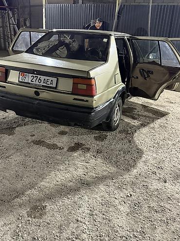 Volkswagen: Volkswagen Jetta: 1987 г., 1.8 л, Механика, Бензин, Седан — 11