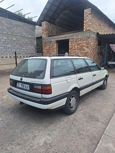 Volkswagen: Volkswagen Passat Variant: 1990 г., 1.8 л, Механика, Бензин, Универсал — 4