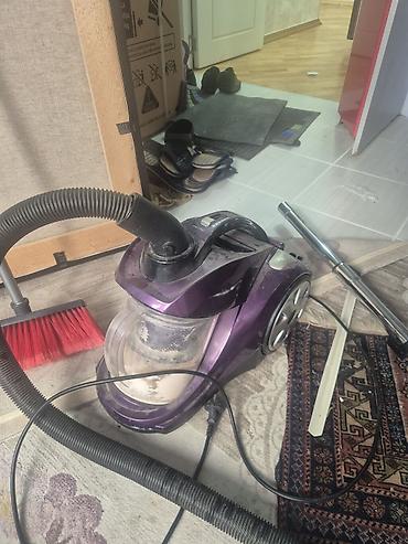 Siklon tipli tozsoran – bənövşəyi korpus, toz konteynerli (torbasız)
