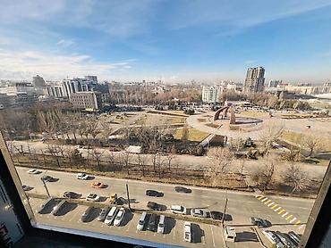 офисы в центре: Аренда офисов, 262 м², В бизнес центре, С видом на горы, 1 линия, С отдельной кухней — 8