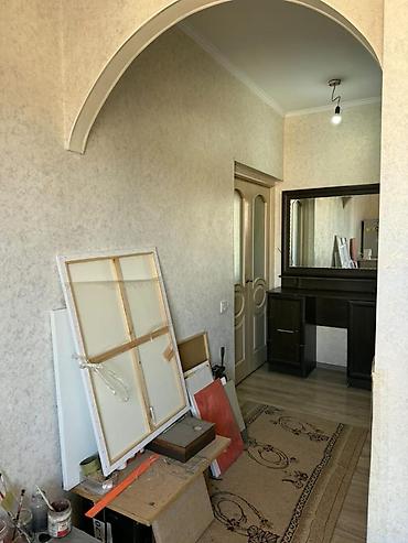 Гарнитуры для прихожей: 🏠 Продаётся 1-комнатная квартира в мкр. Джал-23 Продаётся уютная — 3