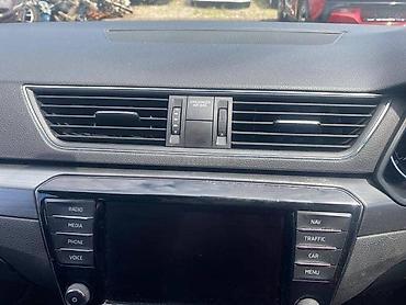sklatka: RESETKA VENTILACIJE ZA ŠKODA SUPERB | Resetka ventilacije za Skoda — 1
