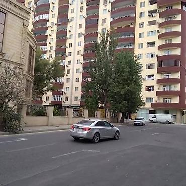 Mənzillər: 3 otaqlı, Yeni tikili, 126 kv. m — 1