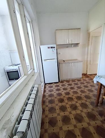 продаю квартиру энергетики: 1 комната, 35 м², 105 серия, 2 этаж, Старый ремонт — 6