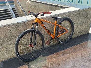 İdman velosipedləri: İşlənmiş Dağ velosipedi Trek, 29", sürətlərin sayı: 1, Ünvandan götürmə — 2