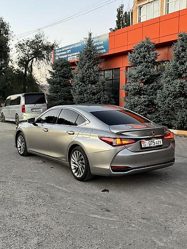 Lexus: Lexus ES: 2021 г., 2.5 л, Вариатор, Гибрид, Седан — 6