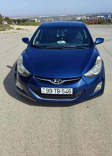 spoiler elantra 2017: Hyundai Elantra sedan (MD/5-ci nəsil), göy rəng. - Kuzov: 4 qapılı — 8