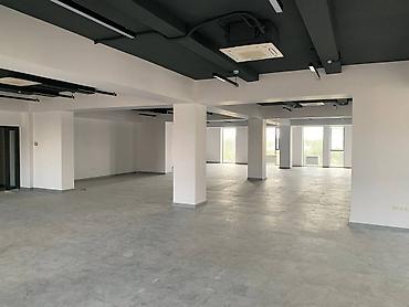 машиноместо: Аренда офисов, 260 м², В бизнес центре, С видом на горы, 1 линия, С отдельной кухней — 4
