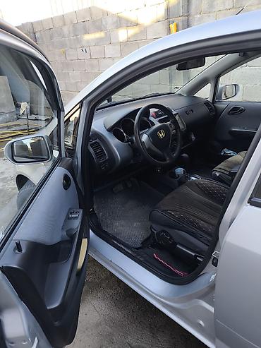 Honda: Honda Jazz: 2004 г., 1.4 л, Автомат, Бензин, Хэтчбэк — 7