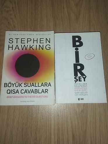 kitab polkası: Satılır: 2 kitab dəsti( ikisi 13 manata ikisi bir yerdə satılır tək — 1