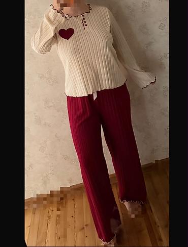 Ev geyimləri, pijamalar: Qadın pijama dəsti Yenidir Sadece üzerimde geyinib çekmişem her birin — 12