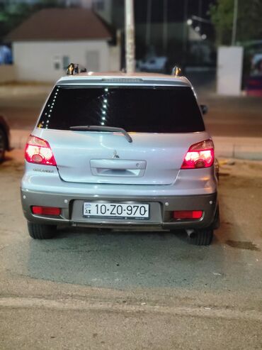 Mitsubishi: Mitsubishi Outlander: 0.2 l | 2005 il 2500 km Krossover — 8