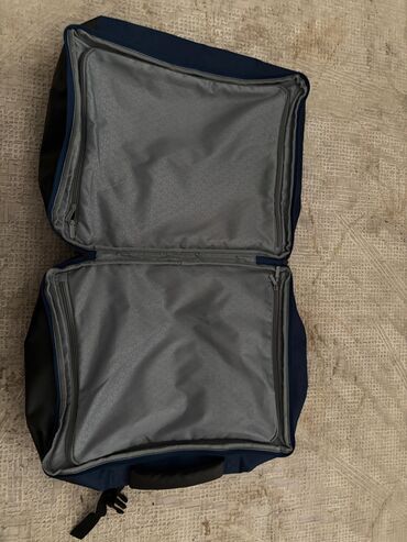 Rukzaklar: Səyahət və gündəlik istifadə üçün çoxfunksiyalı çanta-sırt çantası — 6