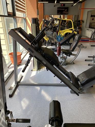 Тренажеры: Leg Press/Hack Squat trenajoru - 45° bucaq altında işləyən kombinə — 2