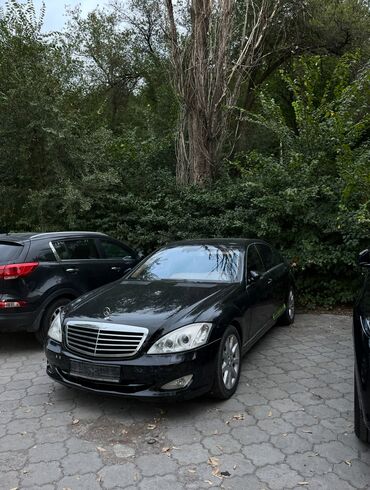 помпа на мерс: Mercedes-Benz S-Class: 2006 г., 5 л, Автомат, Бензин, Седан