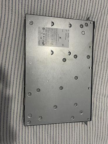 komputer notebook: Cisco Catalyst 2960X Series şəbəkə açarı - Model: Catalyst 2960X — 4