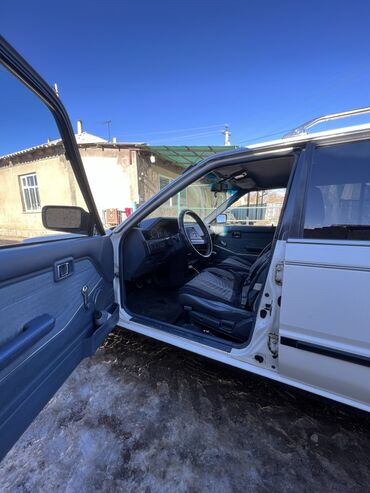 Nissan: Nissan Bluebird: 1987 г., 2 л, Механика, Дизель, Универсал — 5