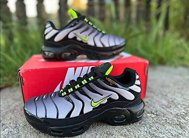 Patike: Svi modeli po 2850 din
br 36 do 46 — 17