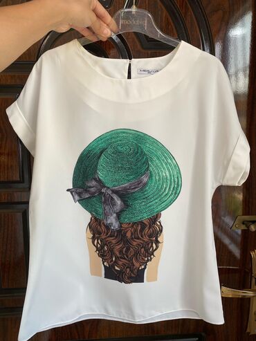 красивые платья на прокат в баку: 10 manata satilir. S\M razmer 45 azne Naya butikden alinib 3-4 defe