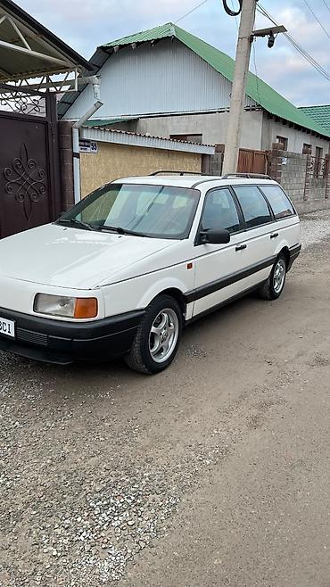 газ 53 кузуп: Volkswagen Passat: 1992 г., 1.8 л, Кол менен иштөөчү, Бензин, Универсал — 6